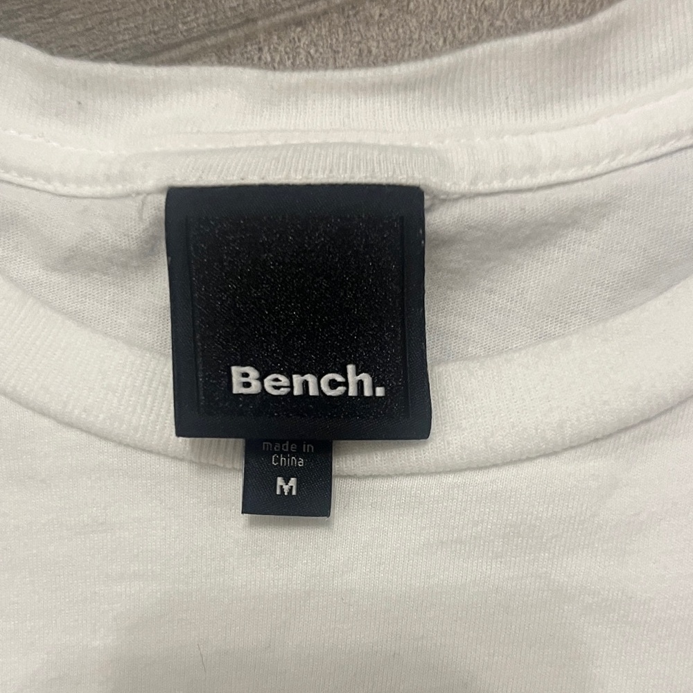 Bench White and Red Graphic woMen's Tee - Picture 2 of 11